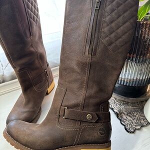 Timberland Brown Leather Knee-High Boots with Buckle and Quilted Detail